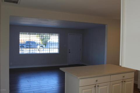 1827 E Nancy Ln, Phoenix, AZ 85042 photo 2