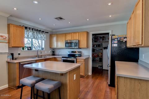 210 E Jasper Ct, Gilbert, AZ 85296 photo 8