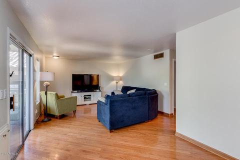 2556 E Taro Ln, Phoenix, AZ 85050 photo 10
