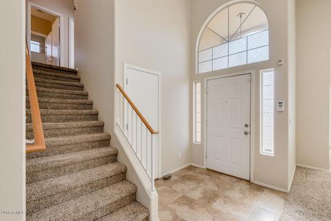 2556 E Taro Ln, Phoenix, AZ 85050 photo 2