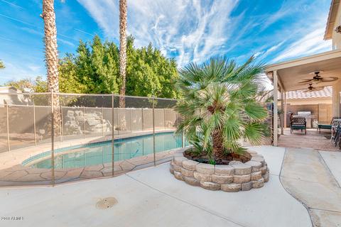 2556 E Taro Ln, Phoenix, AZ 85050 photo 37