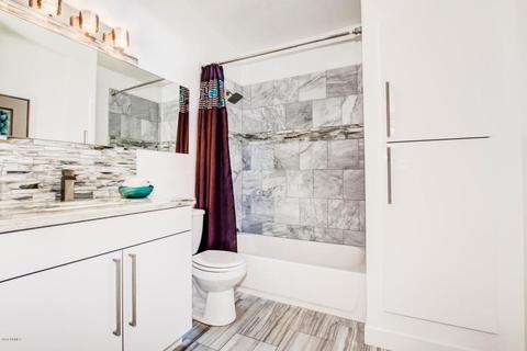 3713 E Laurel Ln, Phoenix, AZ 85028 photo 9