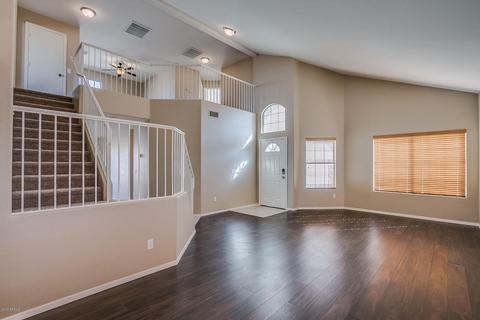 224 E Windsor Dr, Gilbert, AZ 85296 photo 2
