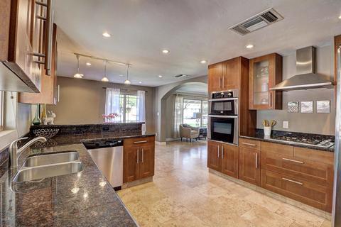 3609 E Piccadilly Rd, Phoenix, AZ 85018 photo 3