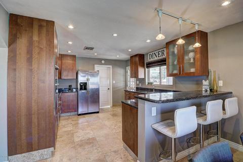 3609 E Piccadilly Rd, Phoenix, AZ 85018 photo 5
