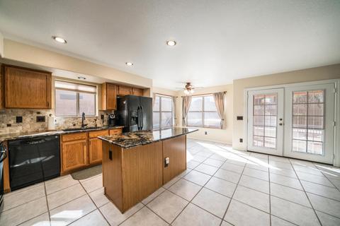 4345 E Abraham Ln, Phoenix, AZ 85050 photo 12