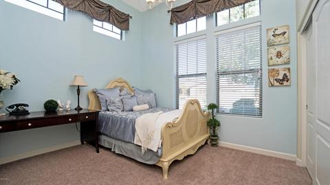 559 E Beauchamp Dr, Gilbert, AZ 85297 photo 3
