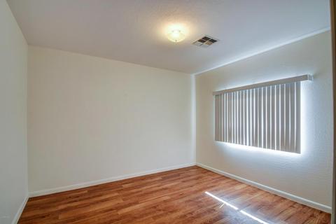 2739 E Schiliro Cir, Phoenix, AZ 85032 photo 25