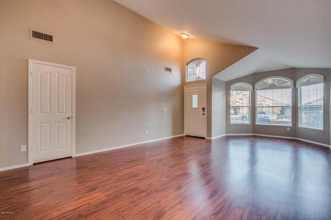 1307 E Sierra Madre Ave, Gilbert, AZ 85296 photo 2