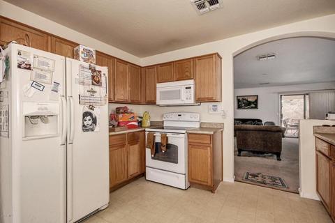 2248 S 82nd Ln, Phoenix, AZ 85043 photo 9