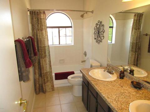 401 Encinas Ave, Gilbert, AZ 85234 photo 18