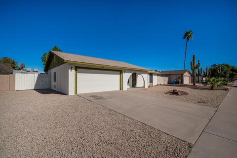 4810 W Lavey Rd, Glendale, AZ 85306