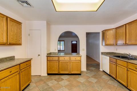 548 S 37th St, Mesa, AZ 85206 photo 3