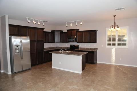 2715 E Donner Dr, Phoenix, AZ 85042 photo 2
