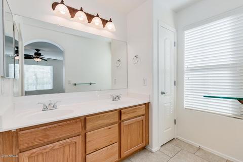 4378 E Selena Dr, Phoenix, AZ 85050 photo 18