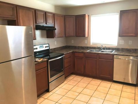 1842 S Seton Ave, Gilbert, AZ 85295 photo 2