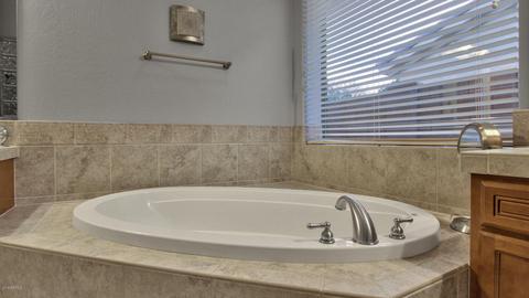 4301 E Santa Fe Ln, Gilbert, AZ 85297 photo 29