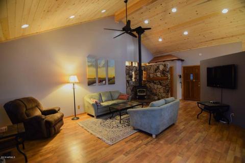 2213 Forest Park Dr, Overgaard, AZ 85933 photo 4
