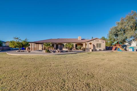 2631 E Meadowview Dr, Gilbert, AZ 85298 photo 97