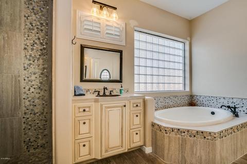 2631 E Meadowview Dr, Gilbert, AZ 85298 photo 64