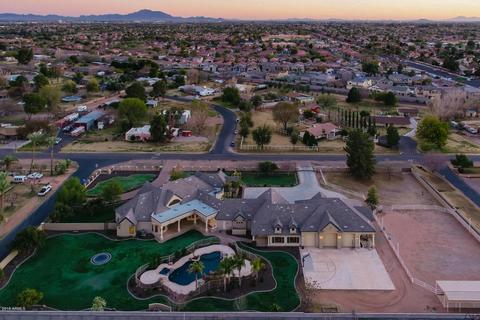 842 E Mesquite St, Gilbert, AZ 85296 photo 5