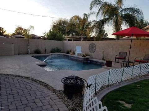 2270 E Manor Dr, Gilbert, AZ 85296 photo 2