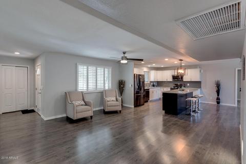 2426 E Mercer Ln, Phoenix, AZ 85028 photo 5