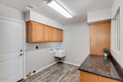 2426 E Mercer Ln, Phoenix, AZ 85028 photo 28