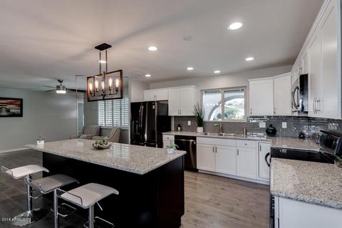 2426 E Mercer Ln, Phoenix, AZ 85028 photo 12