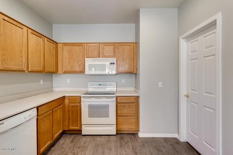 3306 E Kingbird Dr, Gilbert, AZ 85297 photo 3
