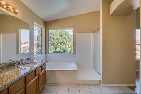 1026 E Hiddenview Dr, Phoenix, AZ 85048 photo 13