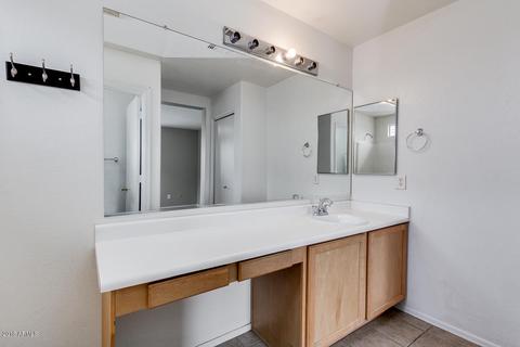 1404 E Sonrisas St, Phoenix, AZ 85040 photo 23