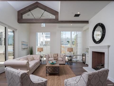 3710 E Sells Dr, Phoenix, AZ 85018 photo 6