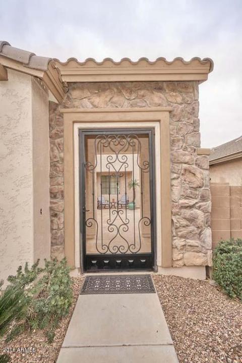 2819 E Blue Sage Rd, Gilbert, AZ 85297 photo 2