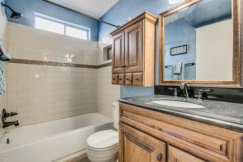 2966 E Larkspur Dr, Phoenix, AZ 85032 photo 9