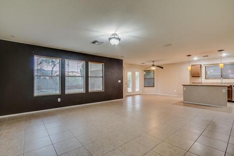 509 E Milada Dr, Phoenix, AZ 85042 photo 8