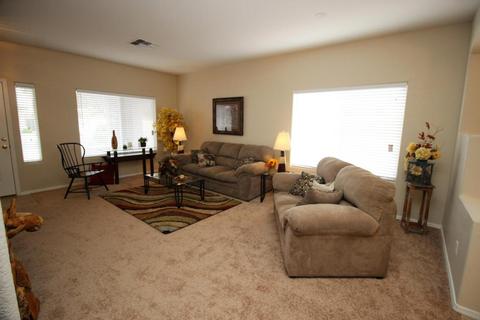 3717 E Woodside Way, Gilbert, AZ 85297 photo 4