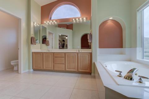 1246 E Desert Flower Ln, Phoenix, AZ 85048 photo 17