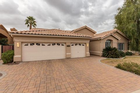 1813 E Monarch Bay Dr, Gilbert, AZ 85234 photo 1