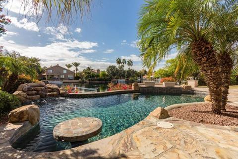 1813 E Monarch Bay Dr, Gilbert, AZ 85234 photo 36