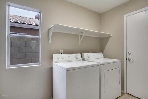 145 W Melody Ct, Gilbert, AZ 85233 photo 31