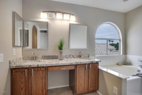 145 W Melody Ct, Gilbert, AZ 85233 photo 3