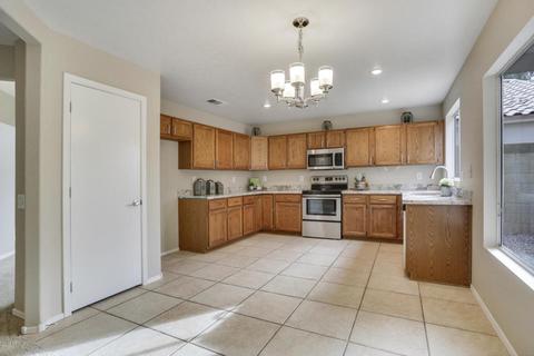 145 W Melody Ct, Gilbert, AZ 85233 photo 11
