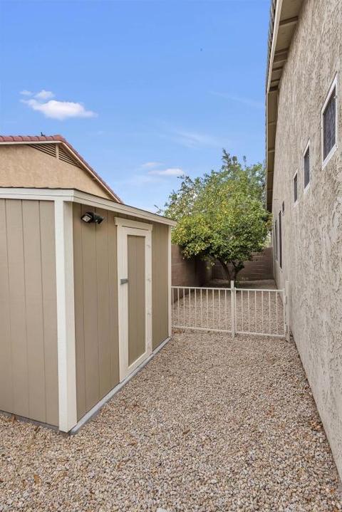 137 E Constitution Ct, Gilbert, AZ 85296 photo 28