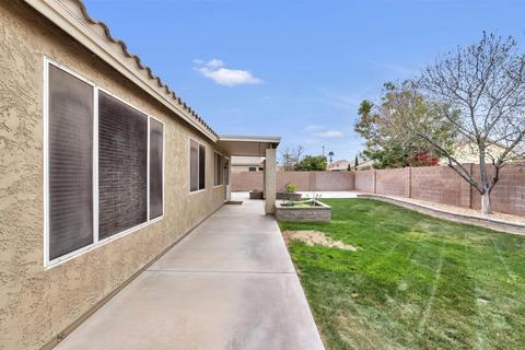 137 E Constitution Ct, Gilbert, AZ 85296 photo 24