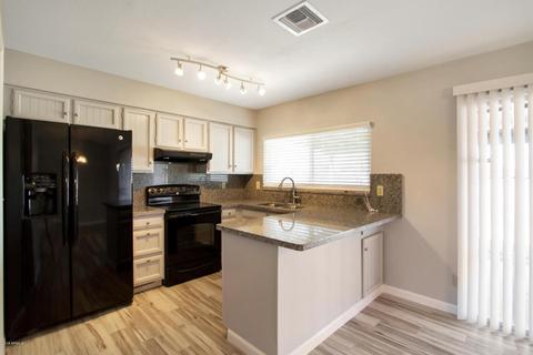 4536 E Vineyard Rd, Phoenix, AZ 85042 photo 5