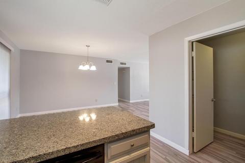 4536 E Vineyard Rd, Phoenix, AZ 85042 photo 6