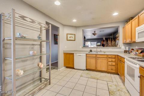 576 S Heritage Dr, Gilbert, AZ 85296 photo 8