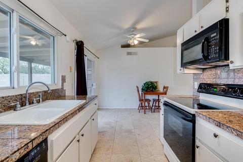 1821 E Sandra Ter, Phoenix, AZ 85022 photo 12