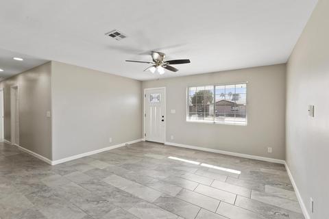 242 E Garnet Ave, Mesa, AZ 85210 photo 3